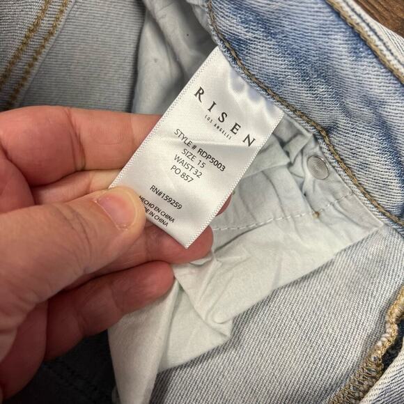 🆕 Risen Light Wash Stained Pocket Distressed crop jean SZ 15/32 - Picture 5 of 6